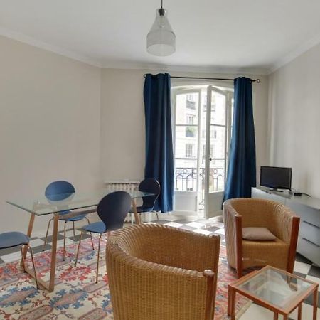 4 People Apartment Close To Eiffel Tower By Weekome Paris Exterior foto